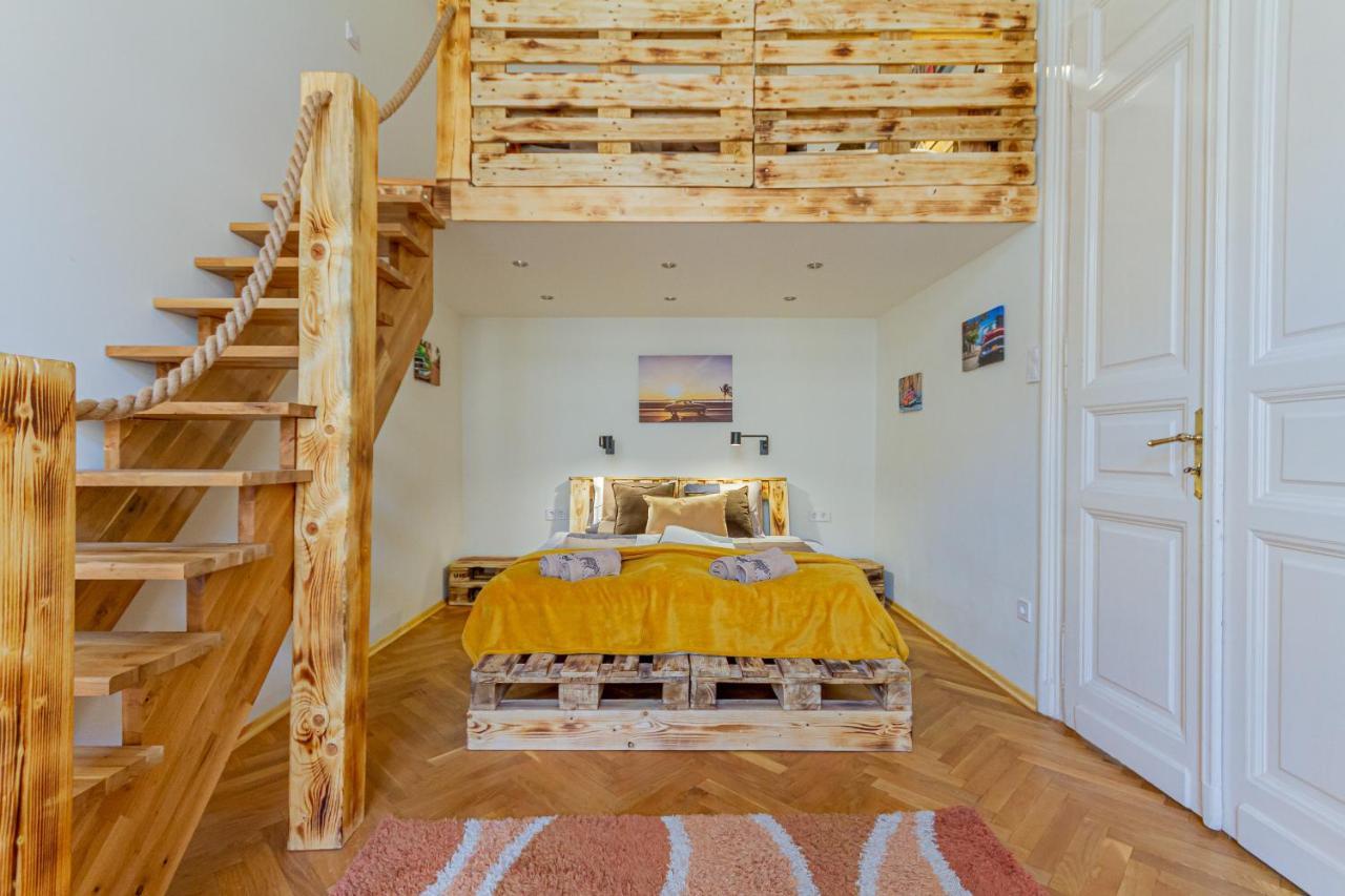 Supercentral Boutique Suite ブダペスト エクステリア 写真